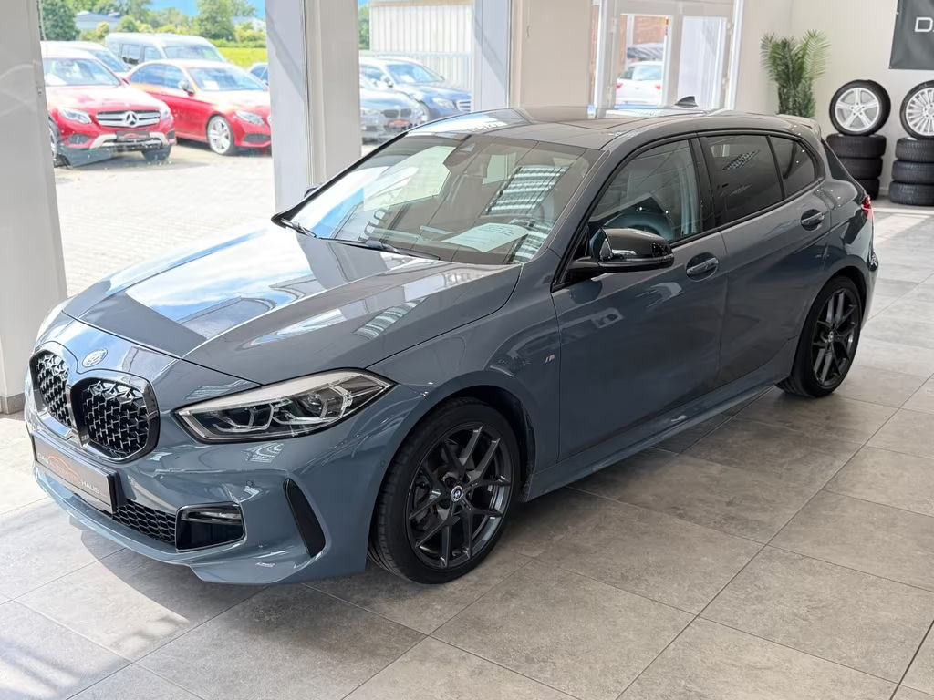 BMW 1 Serie 118 M-Sport Sedan 118d