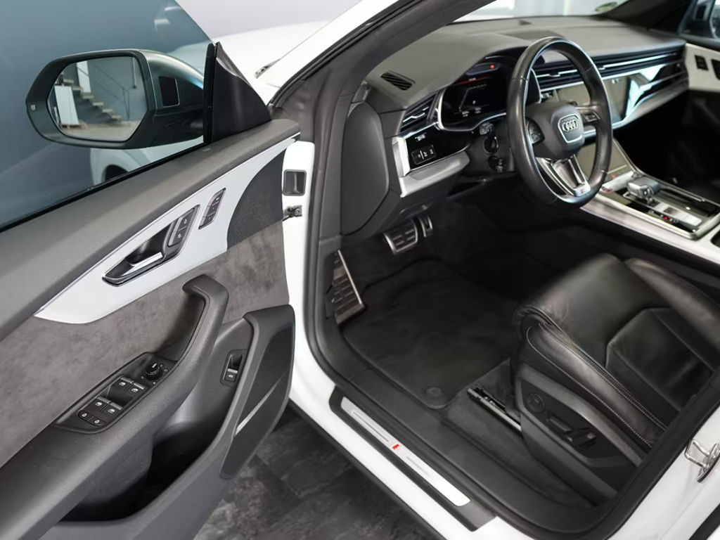 Audi SQ8