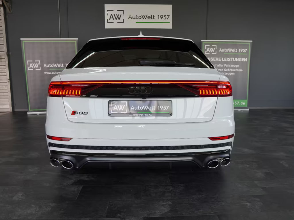 Audi SQ8