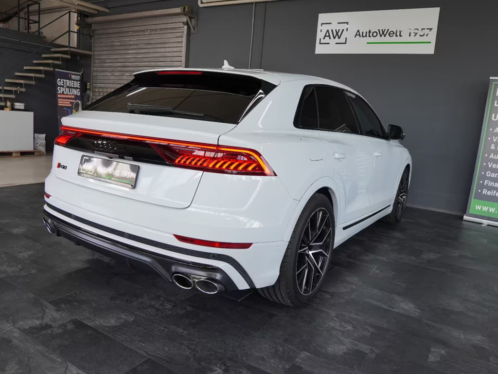 Audi SQ8