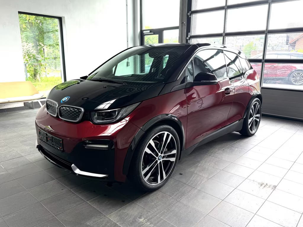 BMW i3 Sedan S