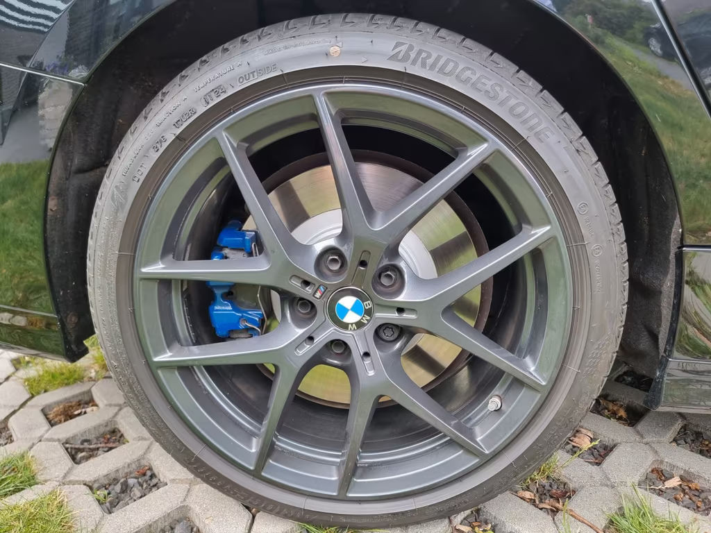 BMW M235