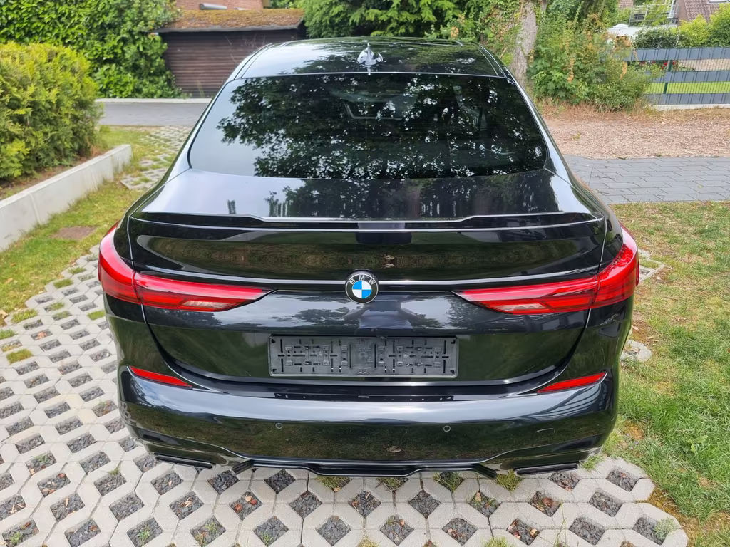 BMW M235