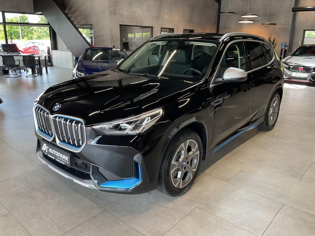 BMW iX1 xDrive