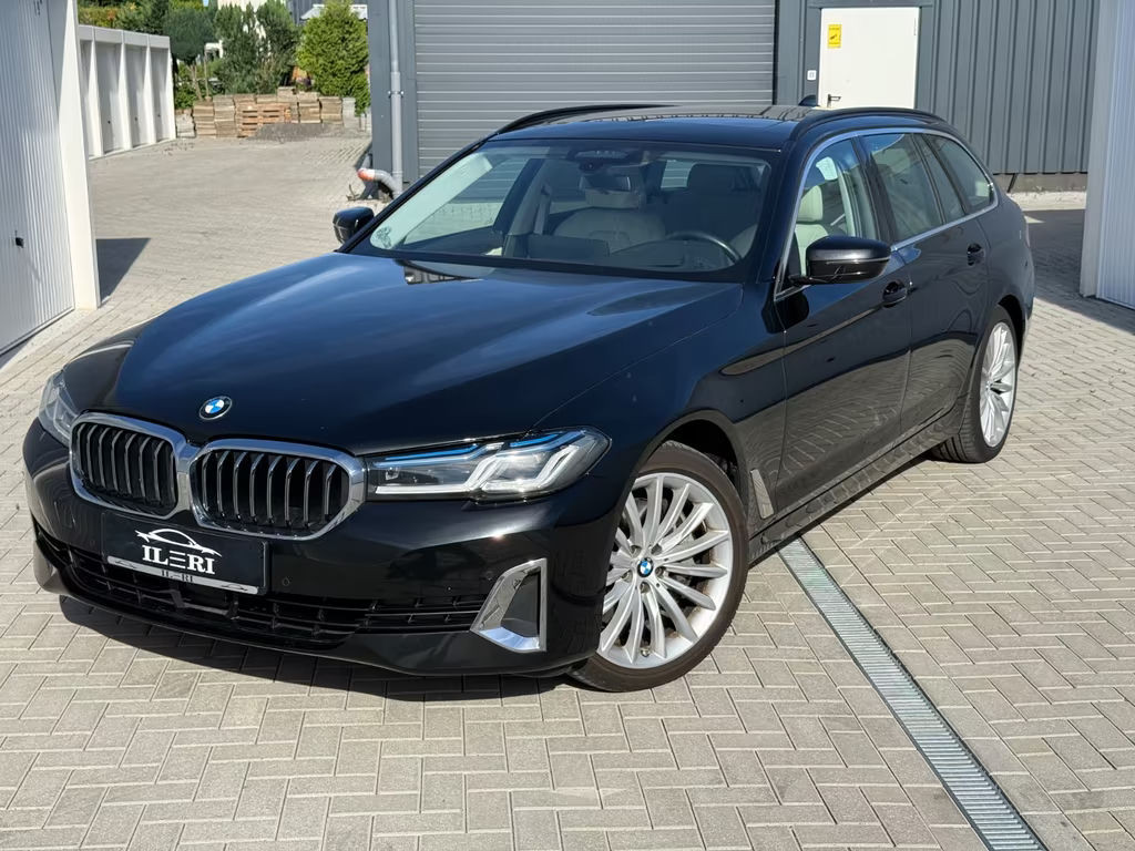 BMW 5 Serie 530 Luxury Line xDrive Touring 530d