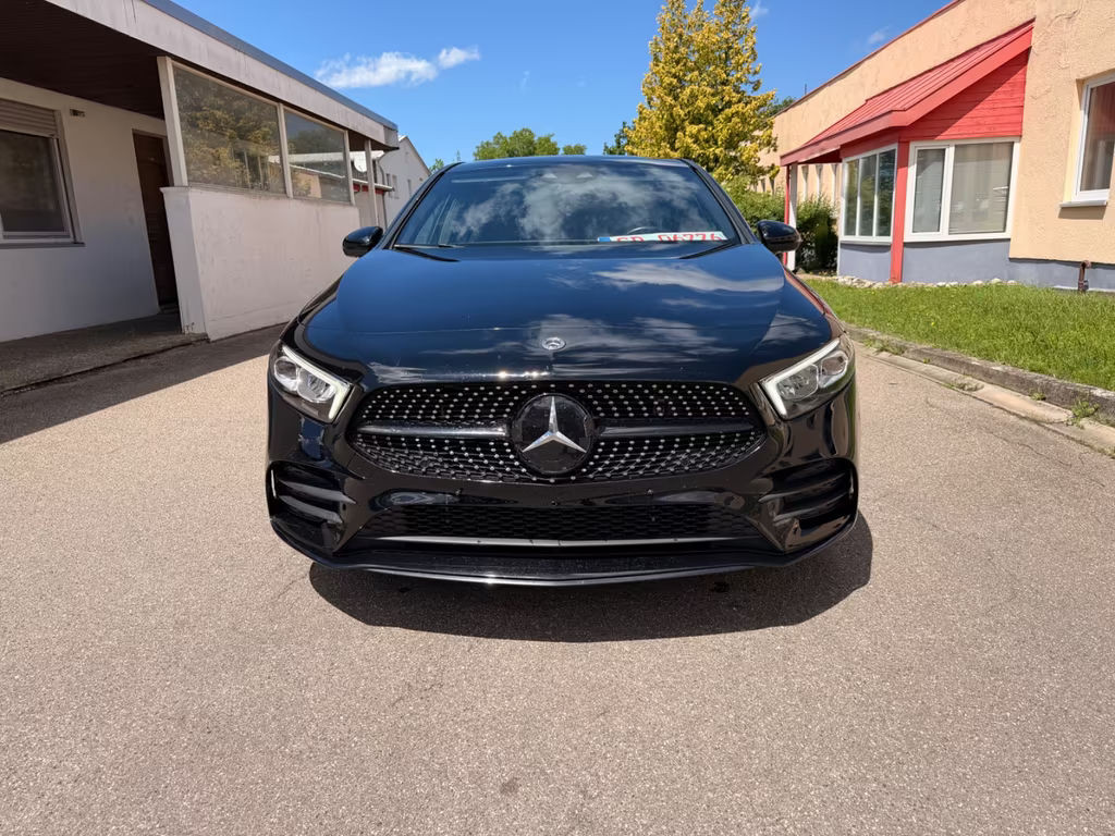 Mercedes-Benz A-Klasse A 250 AMG Line A 250 e