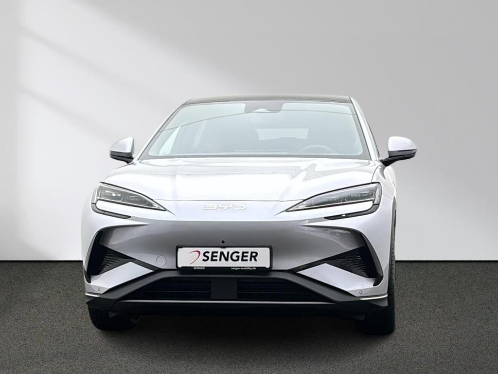 BYD Sealion 7