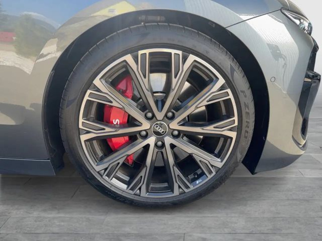 Audi S6 e-tron