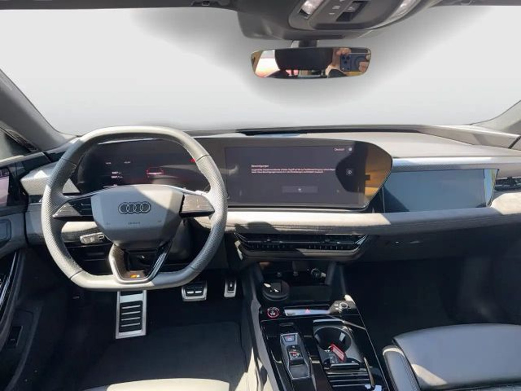Audi S6 e-tron