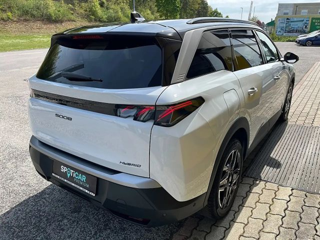 Peugeot 5008