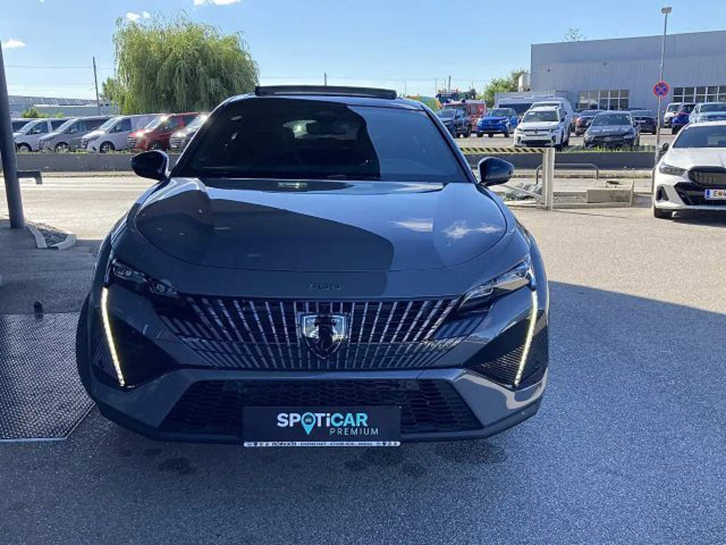 Peugeot 408
