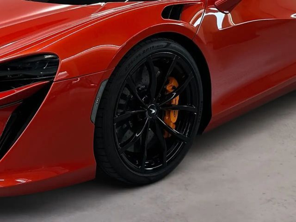 McLaren Artura