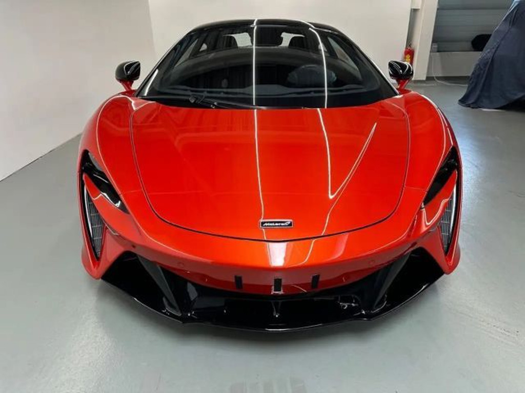 McLaren Artura