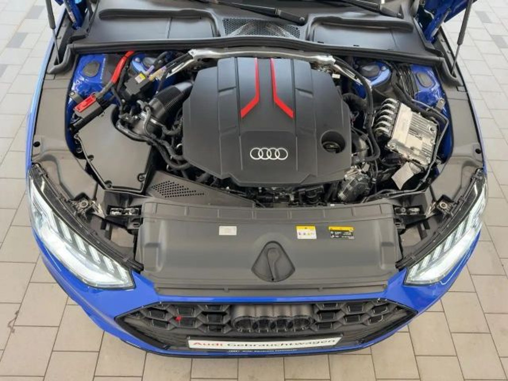 Audi S4