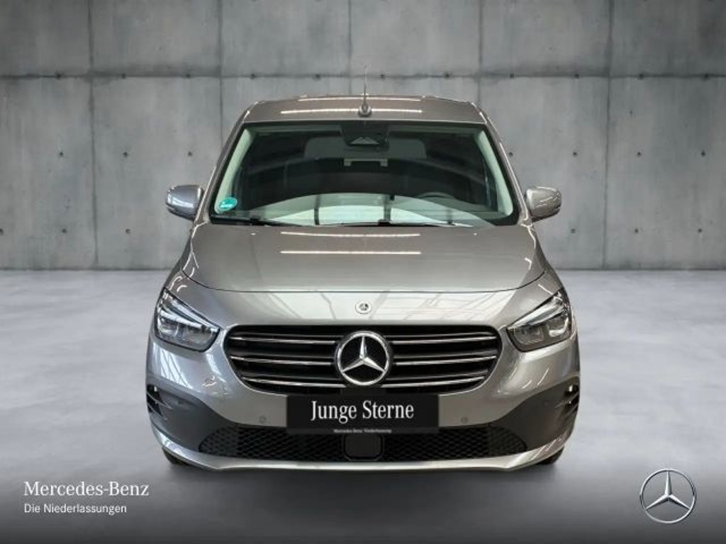 Mercedes-Benz T 180