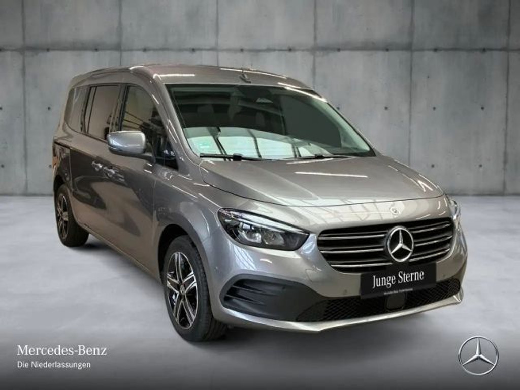 Mercedes-Benz T 180