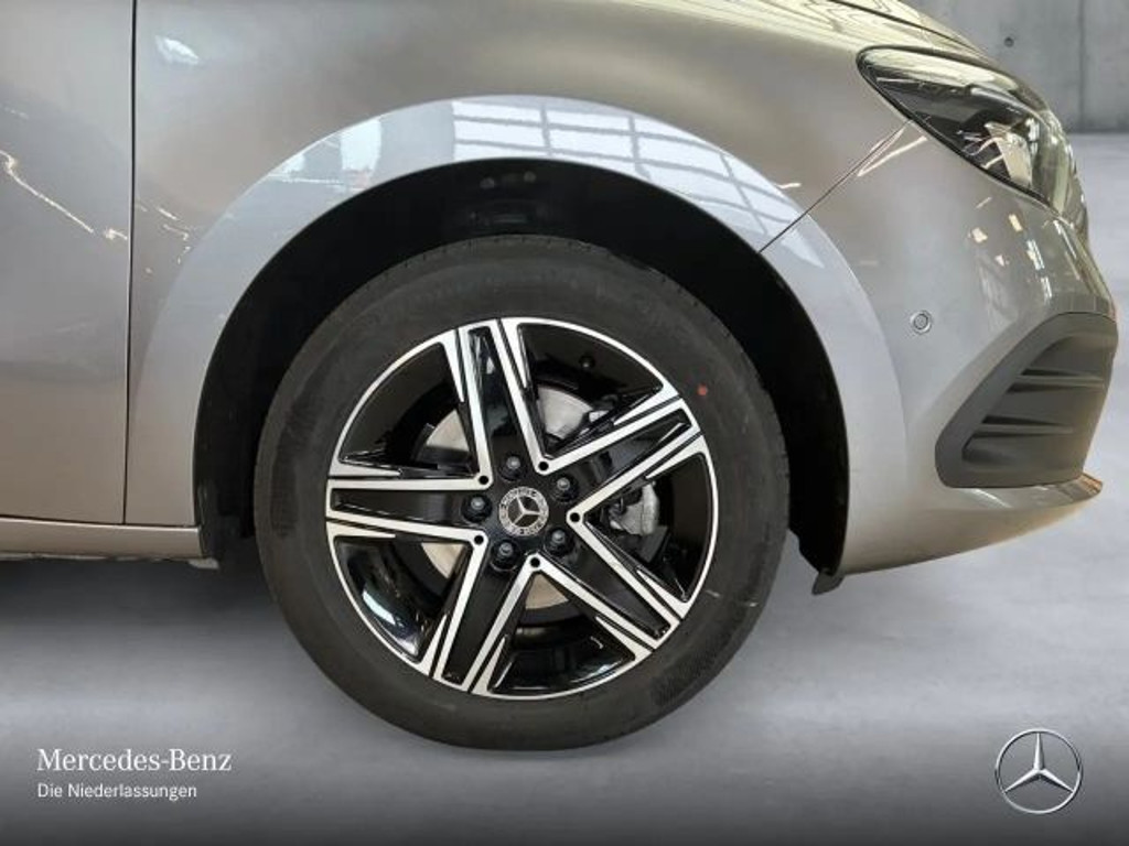 Mercedes-Benz T 180