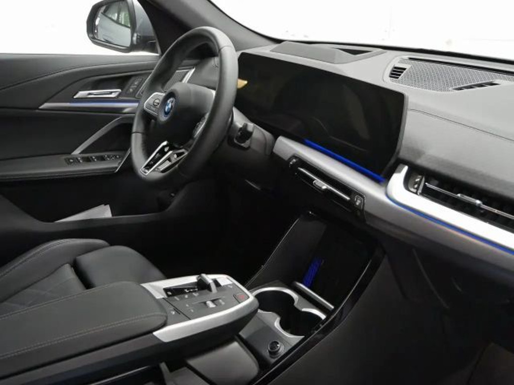BMW iX2