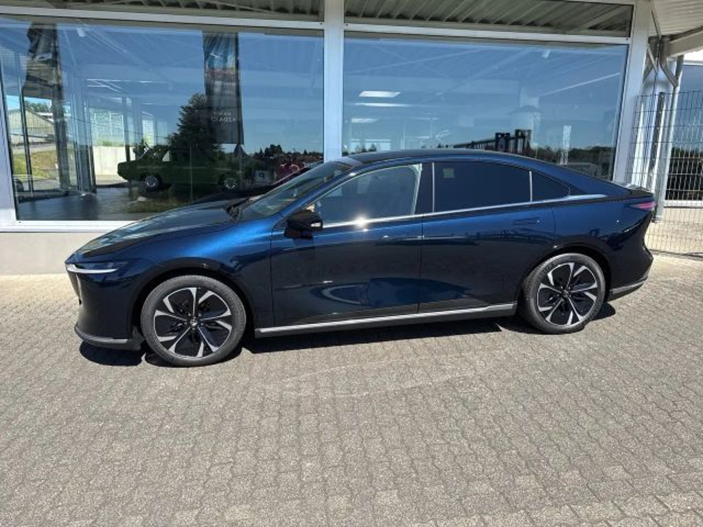Mazda 6e