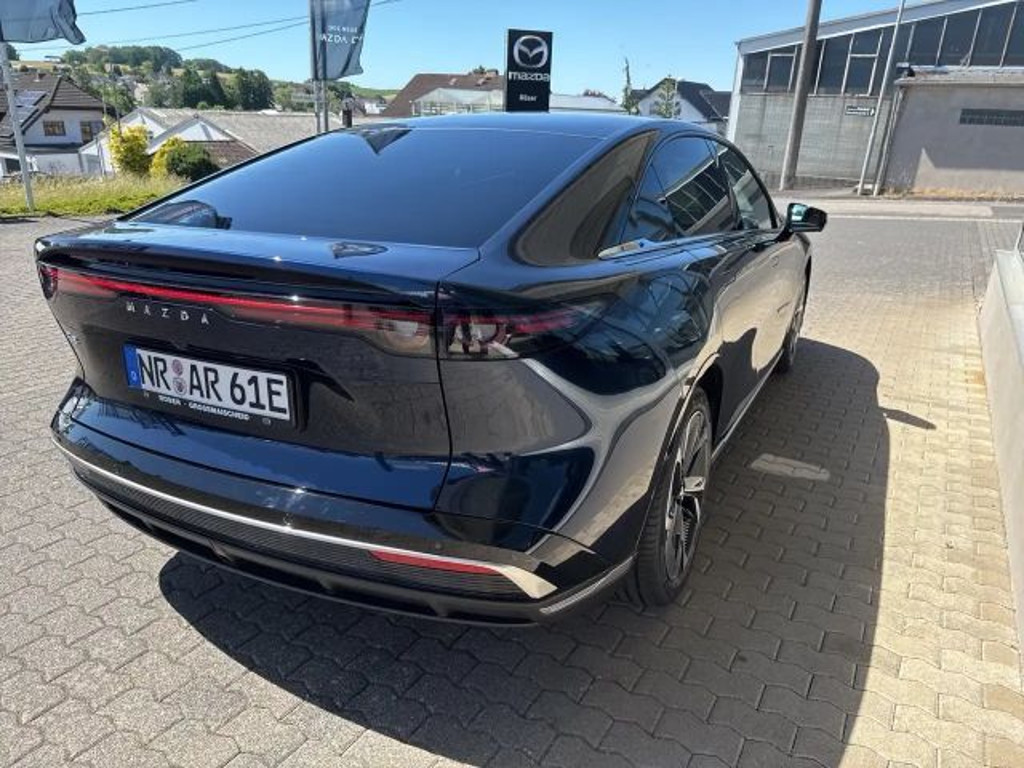 Mazda 6e