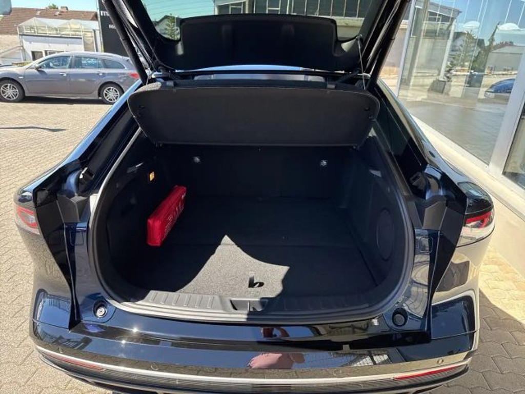 Mazda 6e