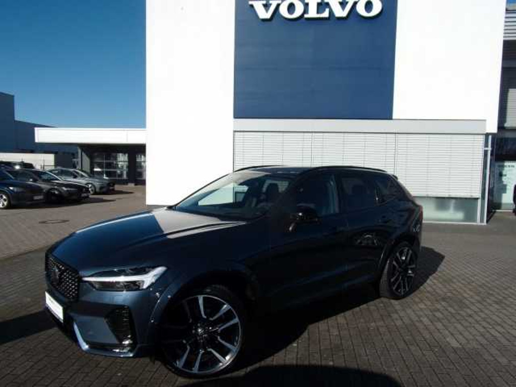 Volvo XC60 AWD Ultimate Dark