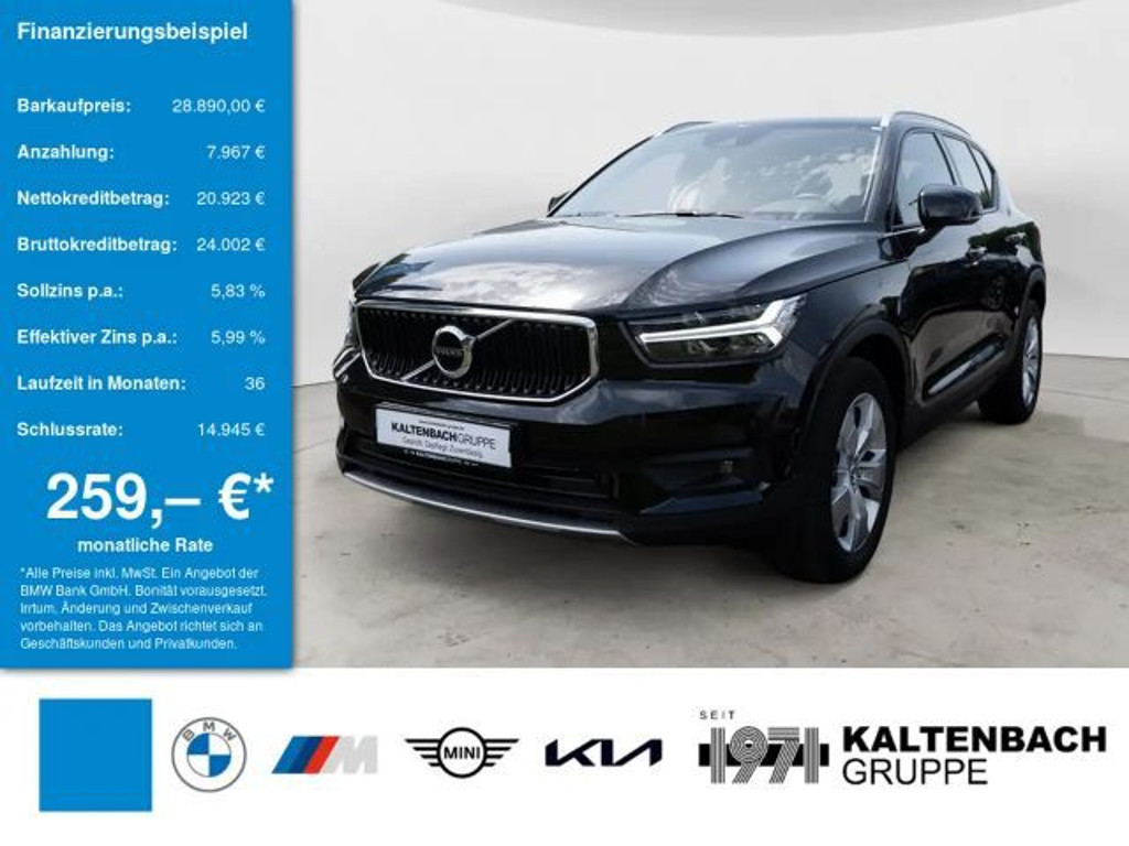 Volvo XC40 AWD Momentum