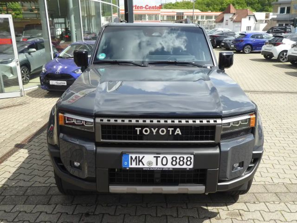 Toyota Land Cruiser