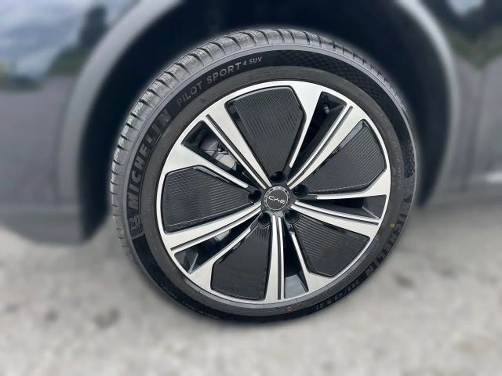 BYD Tang
