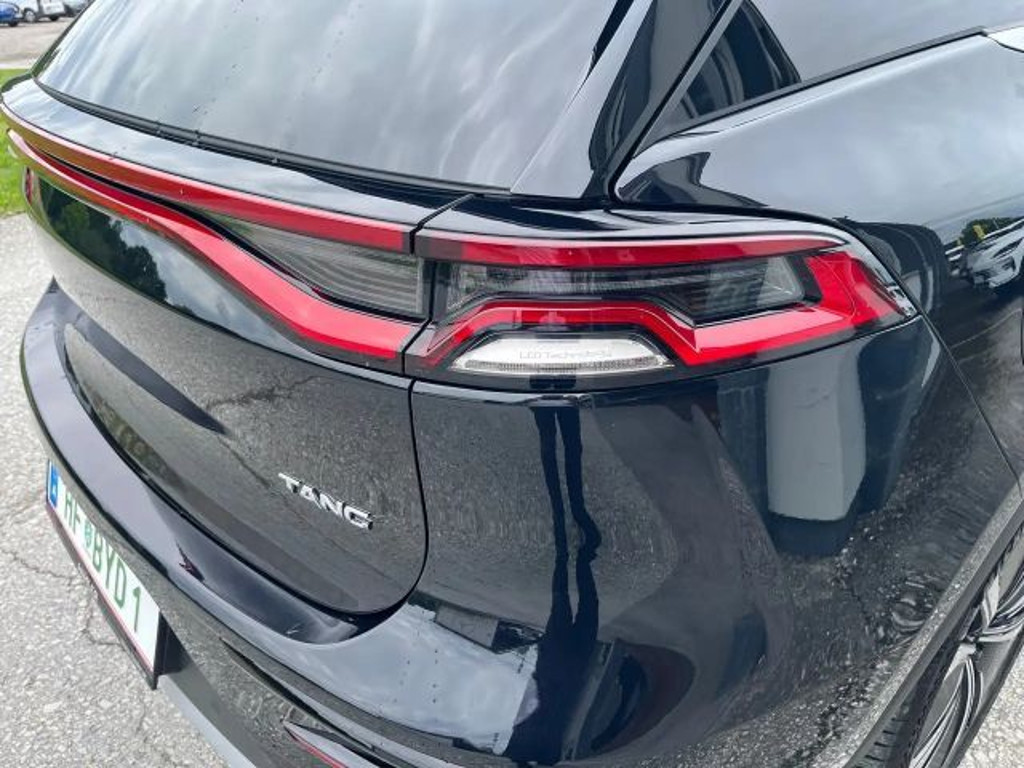 BYD Tang