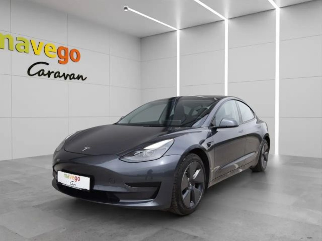 Tesla Model 3 RWD Standard Range