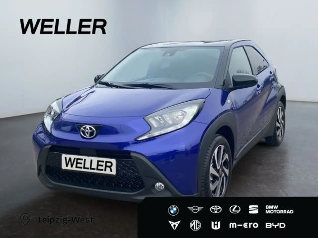 Toyota Aygo X Bi-Tone Hatchback