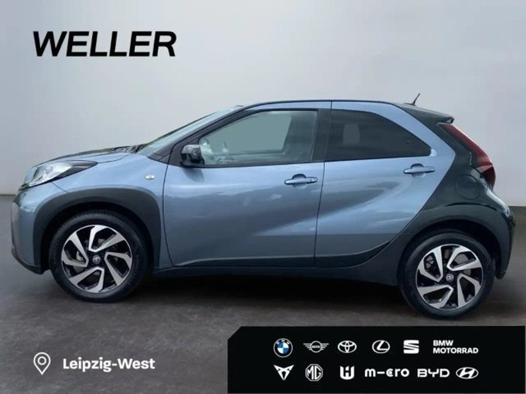 Toyota Aygo X Bi-Tone Hatchback