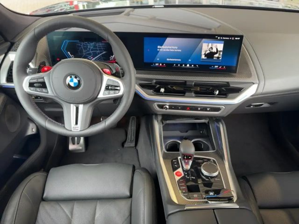BMW XM