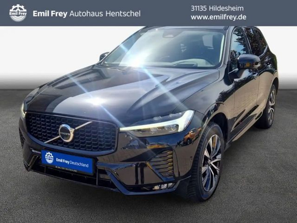 Volvo XC60 AWD Plus Dark