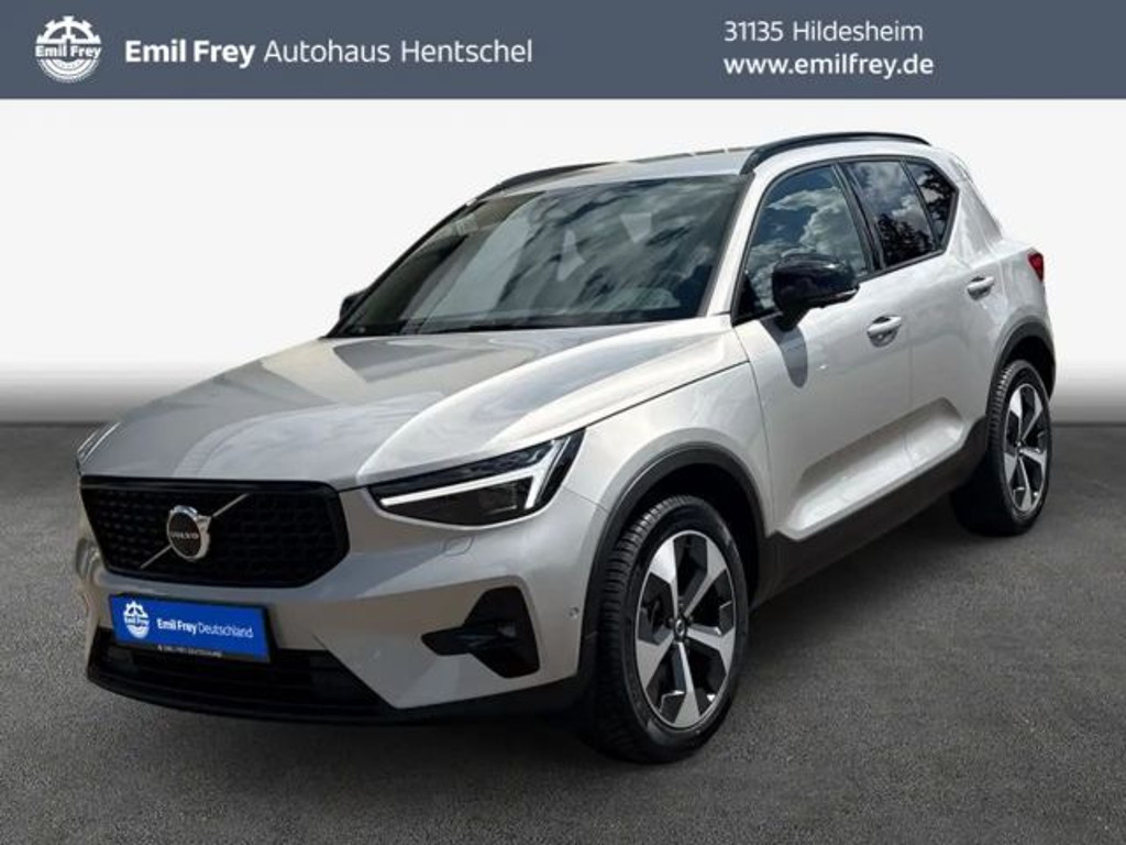 Volvo XC40 Business Plus Dark
