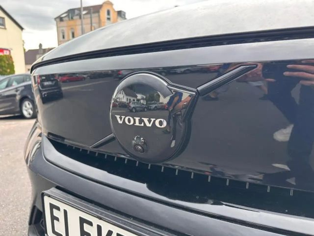 Volvo EX40