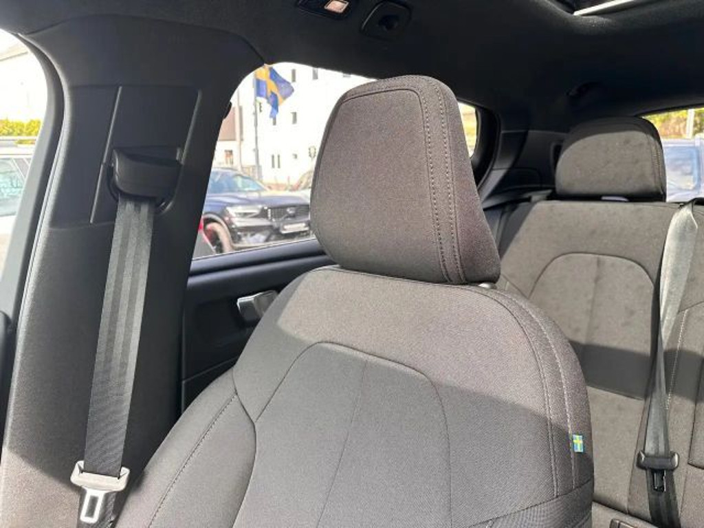 Volvo EX40