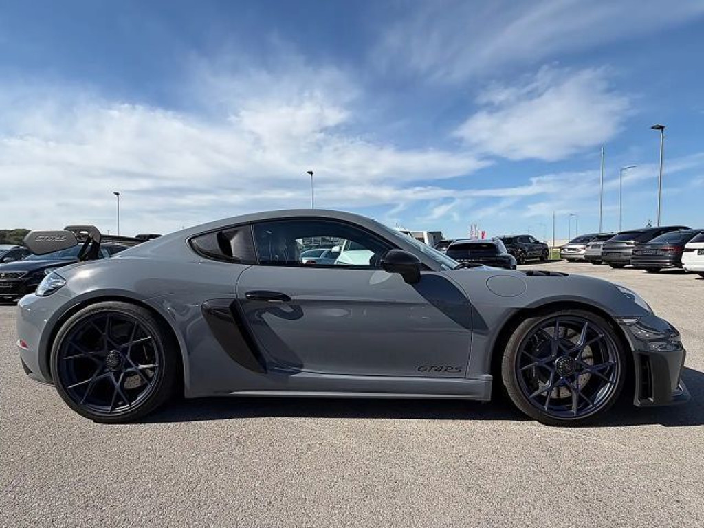 Porsche Cayman