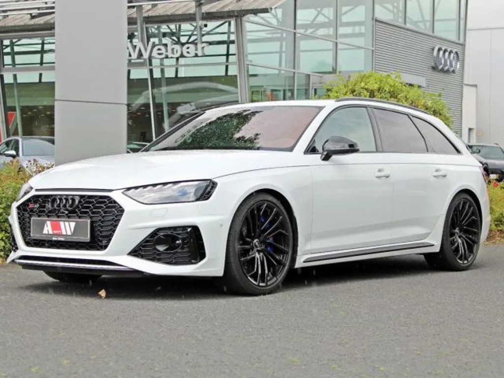 Audi RS4