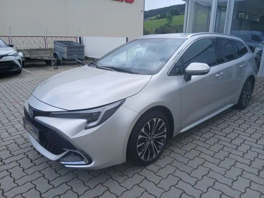 Toyota Corolla Active Touring Hybride