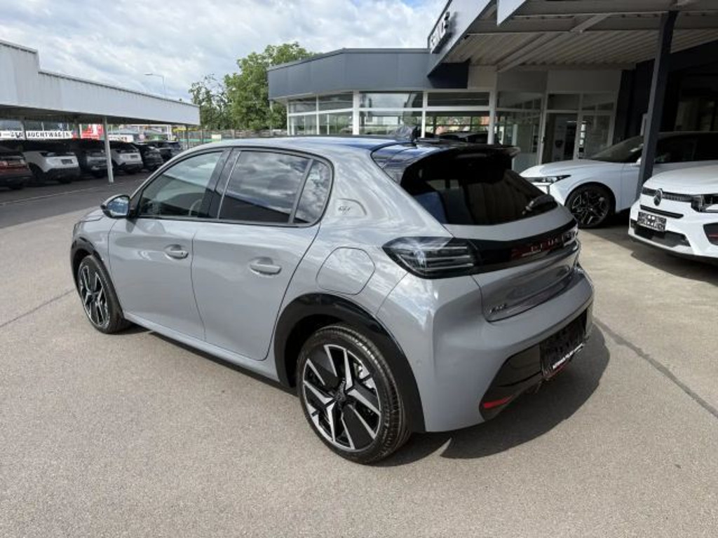 Peugeot e-208