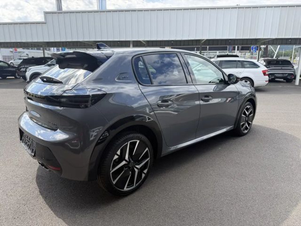 Peugeot e-208