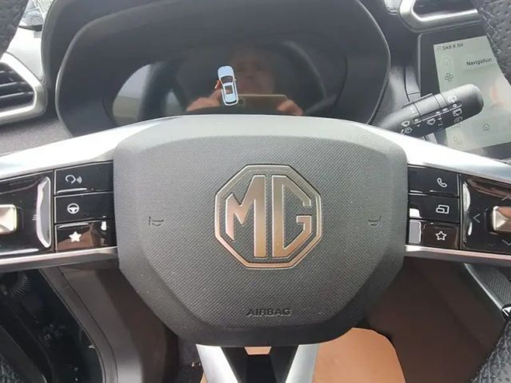 MG ZS