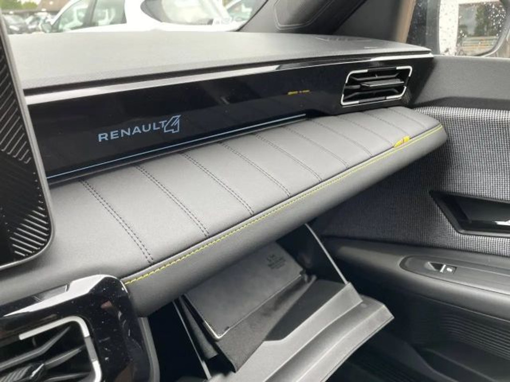 Renault 4