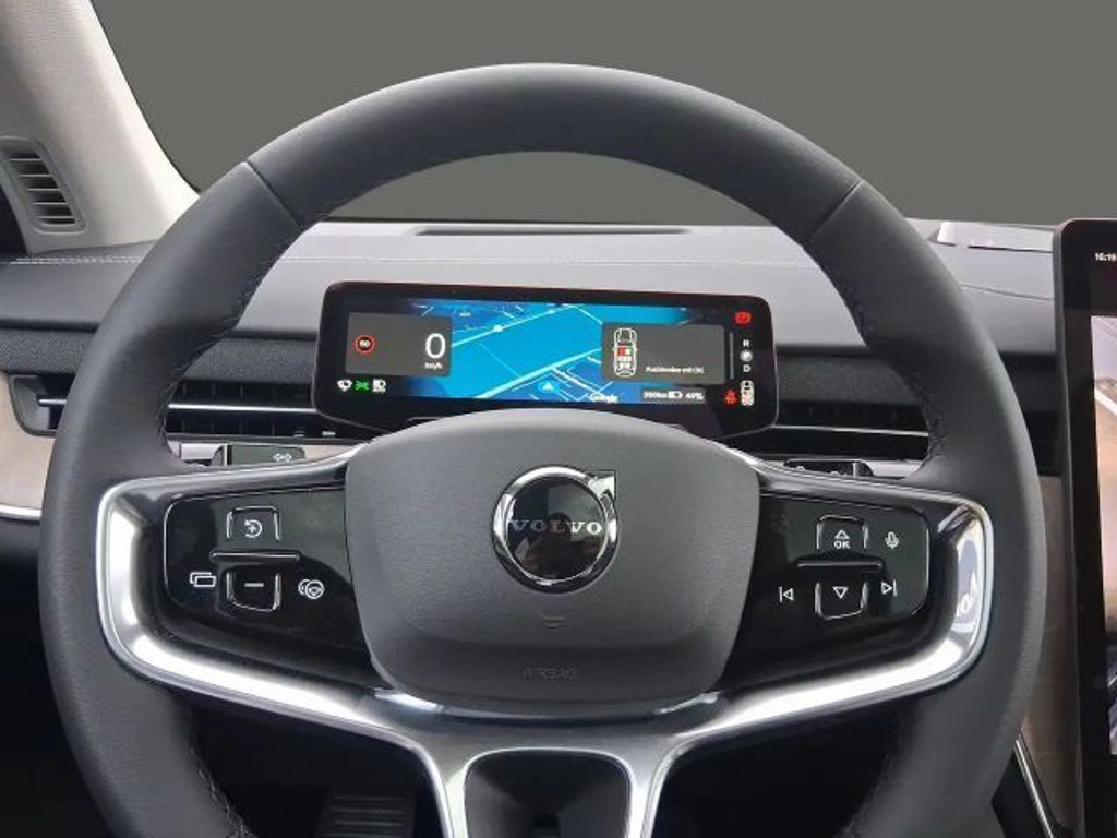 Volvo EX90