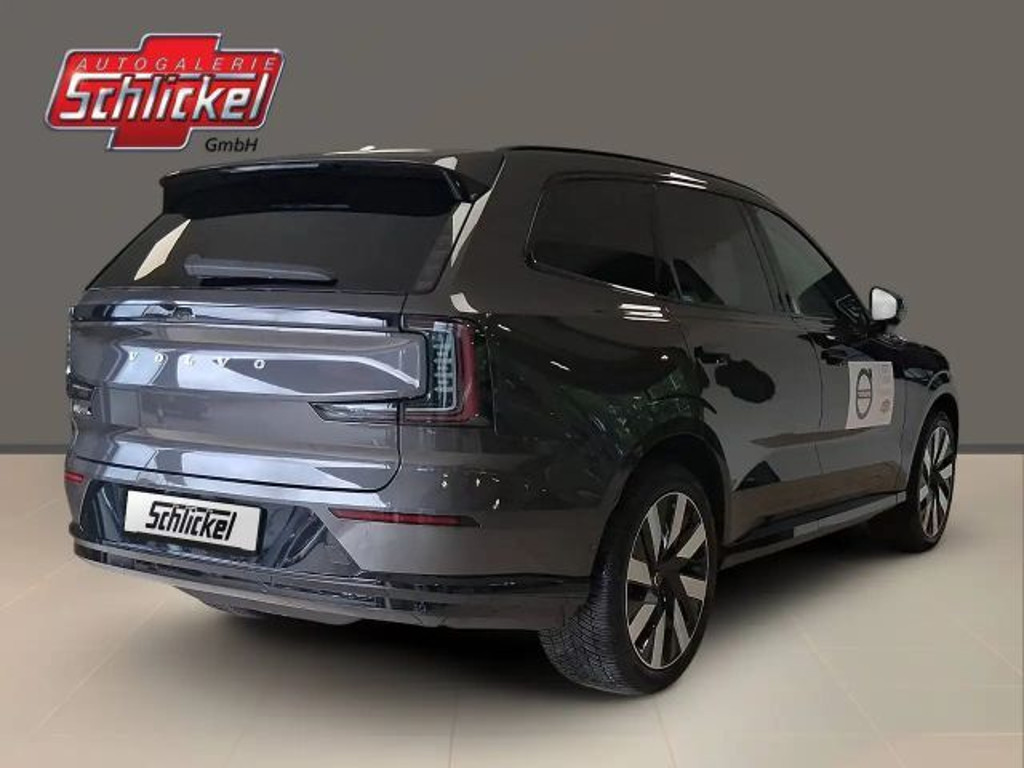 Volvo EX90