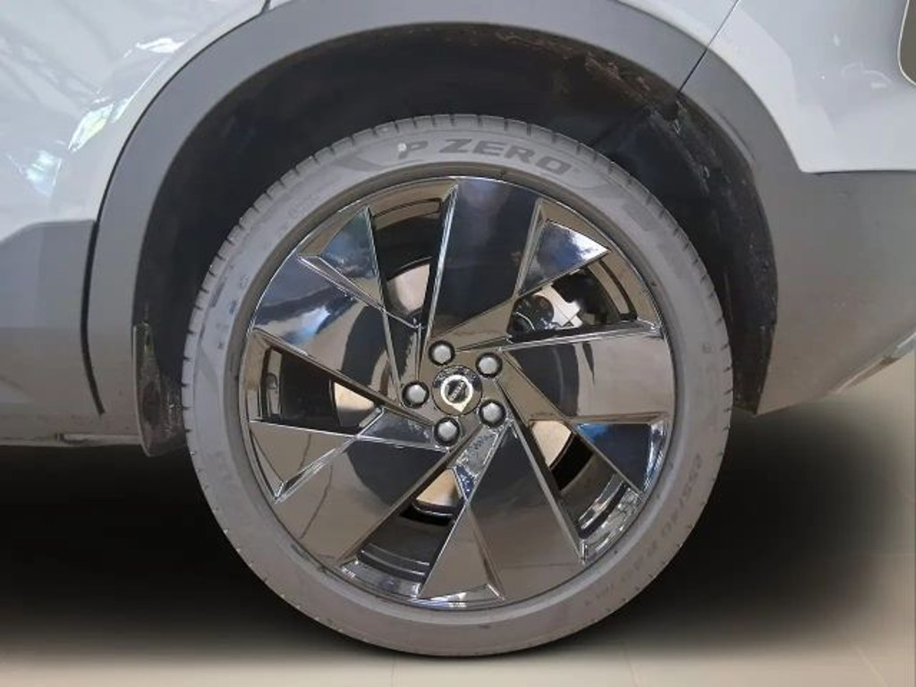Volvo EX40