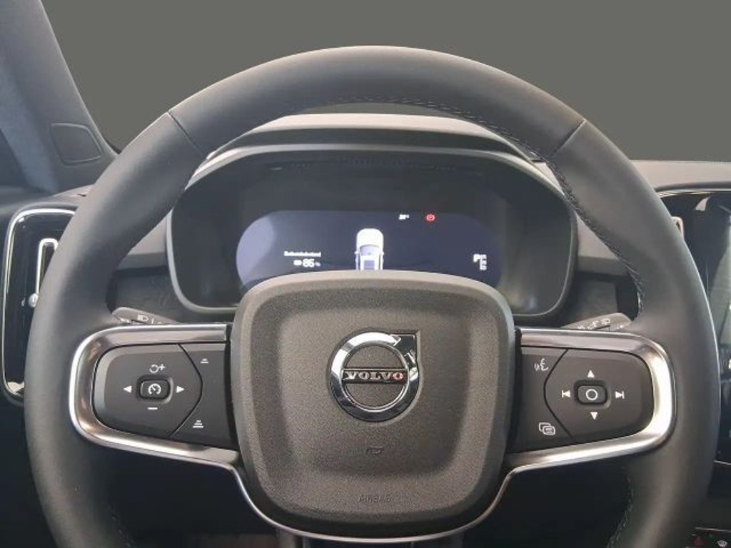 Volvo EX40