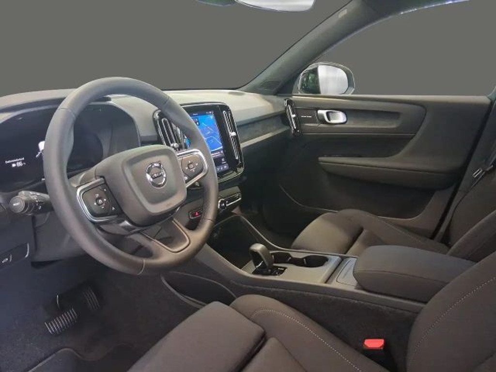 Volvo EX40